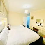 Beautiful House In Central London